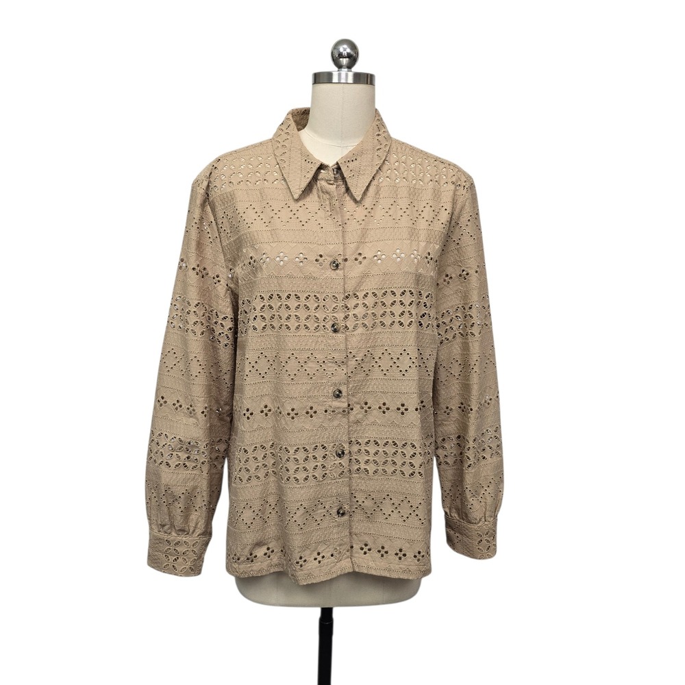 Chicos Womens Size‎ 3 Large XL Tan Cotton Eyelet Embroidered Button Down Shirt